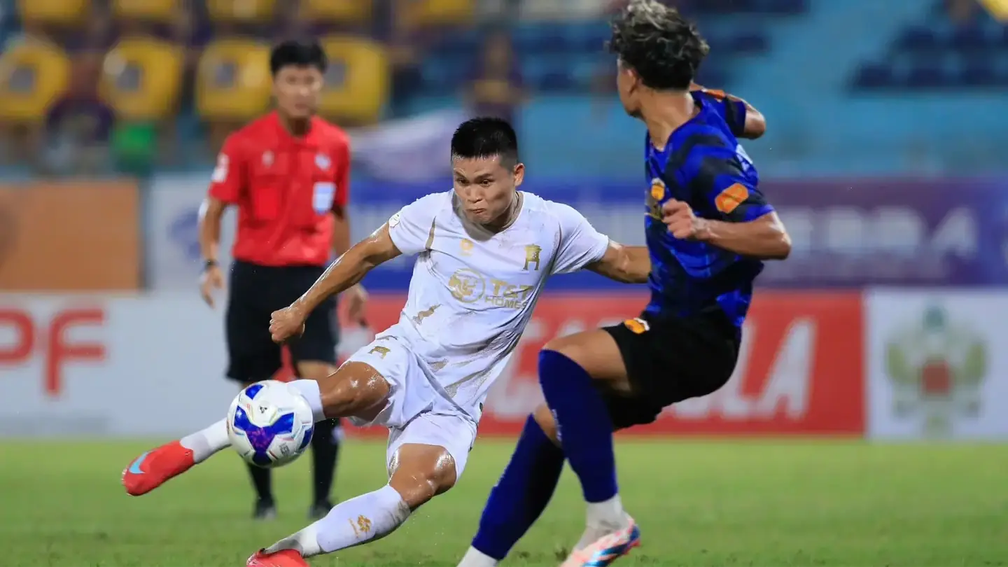 CLB Hà Nội chưa biết thắng tại V-League 2025/2026